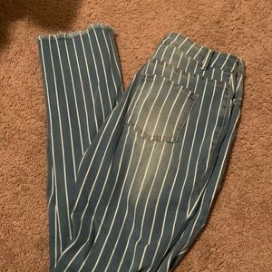 Size-S but they are big in the hips and waist area. I am a 27 and is too big